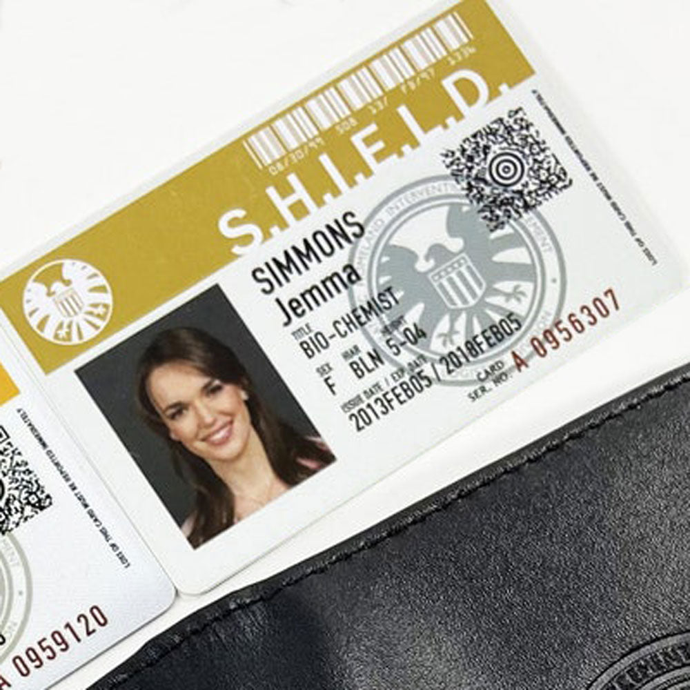 1:1 SHIELD Badge and Wallet