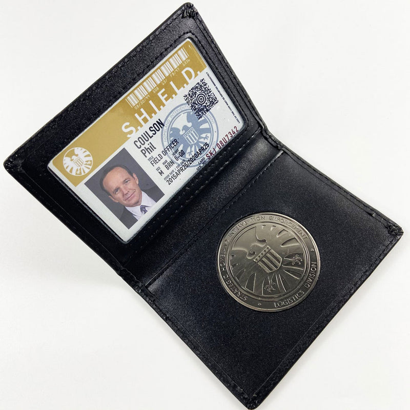 1:1 SHIELD Badge and Wallet
