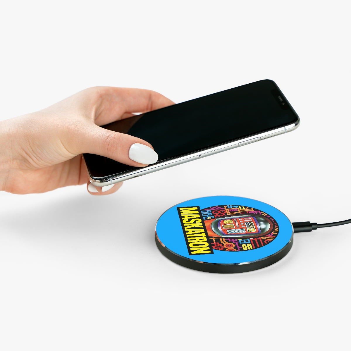 SMDM - Maskatron Wireless Charger