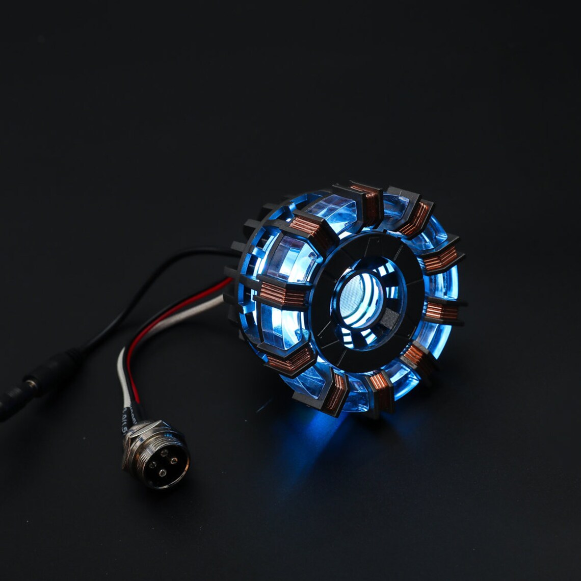 1:1 Iron Man MK1/MK2 Arc Reactor Heart Model With LED Light