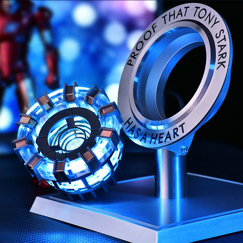 1:1 Iron Man MK1/MK2 Arc Reactor Heart Model With LED Light