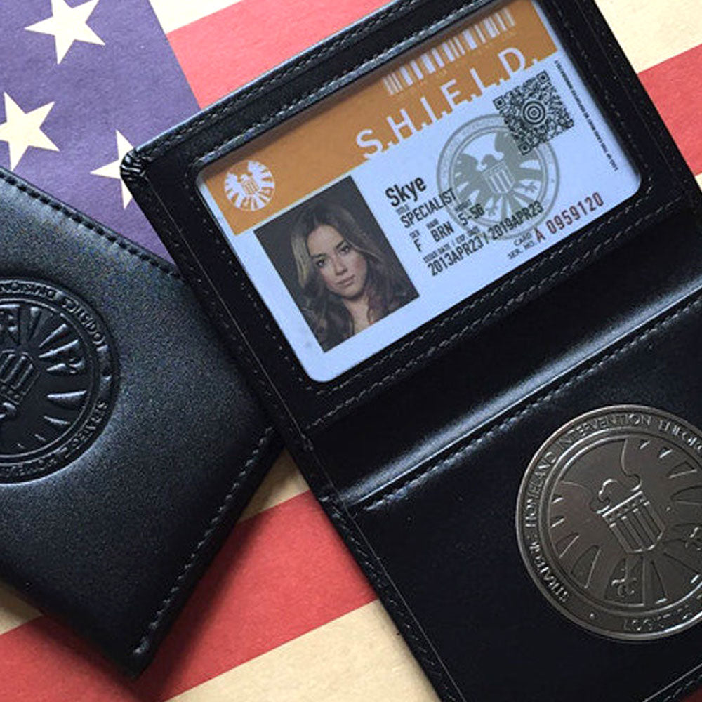 1:1 SHIELD Badge and Wallet
