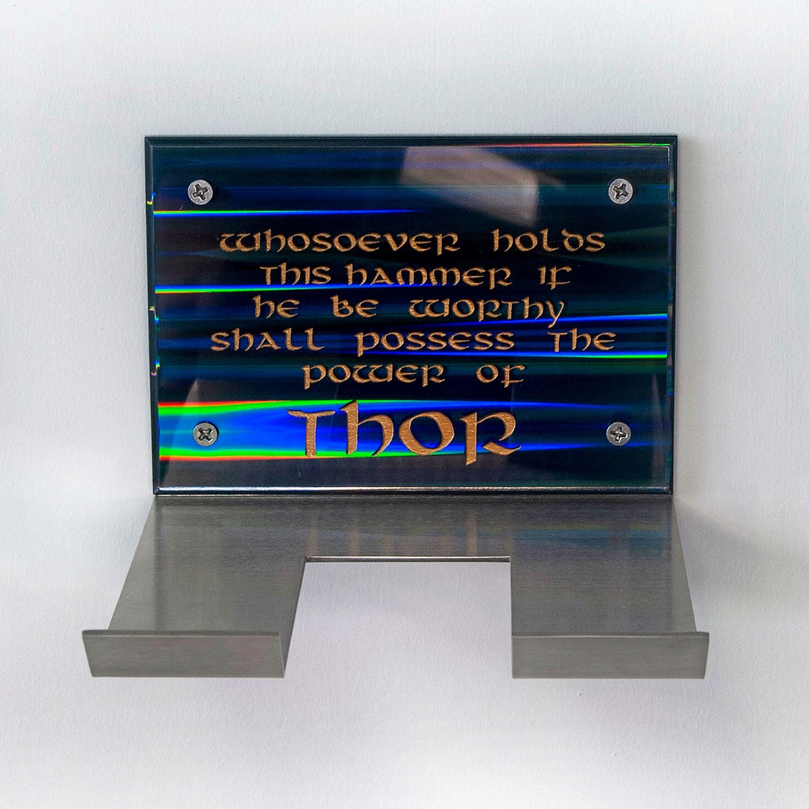1:1 Thor Hammer Display Wall Mount